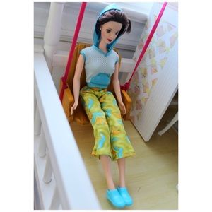 Barbie 90s Outfit “B” official Hoodie Capris Shoes